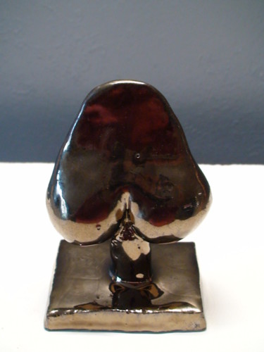 Skulptur mit dem Titel "j'ai le coeur à l'e…" von Claude Reitz, Original-Kunstwerk, Terra cotta