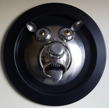 Sculpture titled "Bear mask" by Vladimiras Nikonovas, Original Artwork, Metals