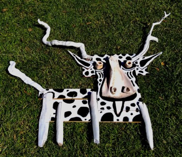 Sculpture intitulée "la vache" par Remy Rasse, Œuvre d'art originale, Bois