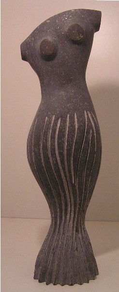 Sculpture titled "Conchita, la femme…" by Renate Verbrugge, Original Artwork, Stone