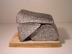 Sculpture titled "Jouons" by Renate Verbrugge, Original Artwork, Stone