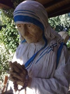 Escultura titulada "Mother Teresa" por Pedro Requejo Novoa, Obra de arte original, Plástico