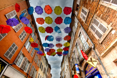 Photography titled "Parapluies" by Karine Revillon, Original Artwork