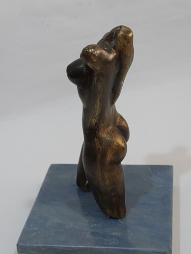 Γλυπτική με τίτλο "Sculpture female wo…" από Ricardo Navarro, Αυθεντικά έργα τέχνης, Μπρούντζος