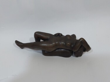 "nude female sculptu…" başlıklı Heykel Ricardo Navarro tarafından, Orijinal sanat, Bronz