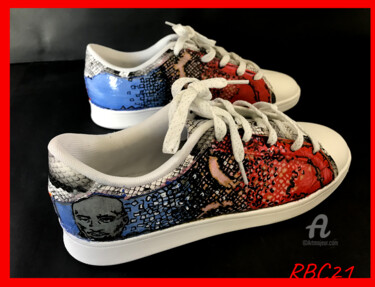 "Sneakers by RBC/LIB…" başlıklı Tekstil Sanatı Rice Bare tarafından, Orijinal sanat, Giyim