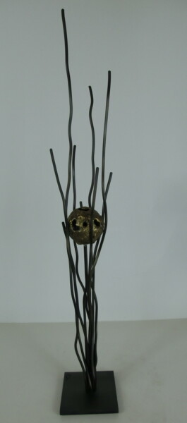 Skulptur mit dem Titel "Golden Planet" von Richard Blaas, Original-Kunstwerk, Metalle