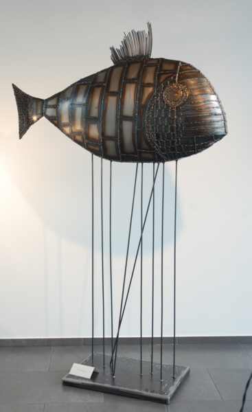 Sculpture titled "Fisch" by Richard Blaas, Original Artwork, Metals