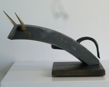 Sculpture titled "Toro WNr. 0/14" by Richard Blaas, Original Artwork, Metals