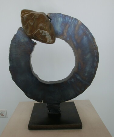 Sculpture titled ""In der Klemme"" by Richard Blaas, Original Artwork, Metals