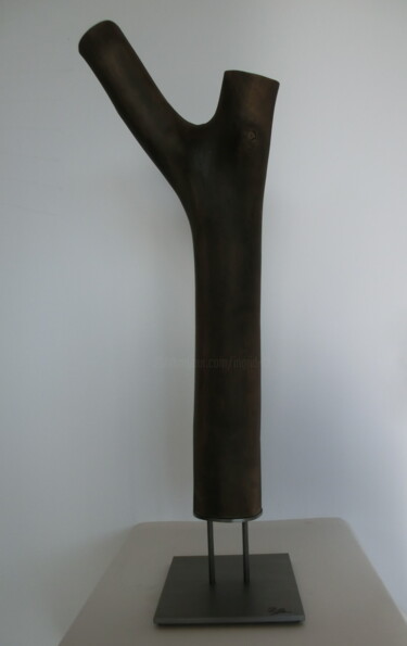 Sculpture titled "Holz-Auge" by Richard Blaas, Original Artwork, Wood