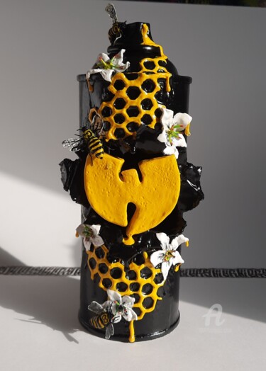 Sculpture titled "Wu tang Can" by Ricky 400ml, Original Artwork, Clay
