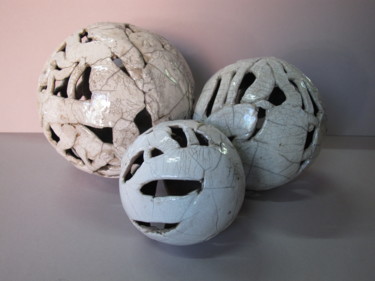 Sculpture intitulée "Sphères de raku" par Paul Rivieccio, Œuvre d'art originale, Céramique