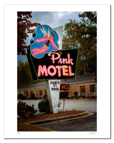 Fotografia intitulada "Pink Motel #2" por Robert Tolchin, Obras de arte originais, Fotografia digital