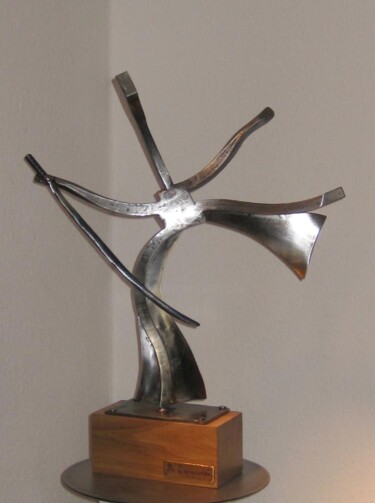 Sculpture titled "Le Samourai" by Robert Chevalier, Original Artwork, Metals