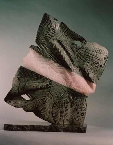 Escultura titulada "fabric piece" por Robert Winslow, Obra de arte original, Piedra