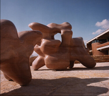 Скульптура под названием "Energy Form B" - Robert Winslow, Подлинное произведение искусства, Камень