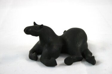 Rzeźba zatytułowany „Resting horse 3” autorstwa Roberto Barbuti, Oryginalna praca, Terakota