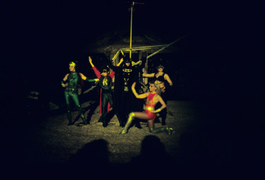 Photography titled "batman al circo roma" by Roberto Ferrero, Original Artwork, Analog photography