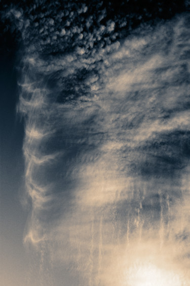 Photographie intitulée "il volto della nuvo…" par Roberto Ferrero, Œuvre d'art originale, Photographie numérique