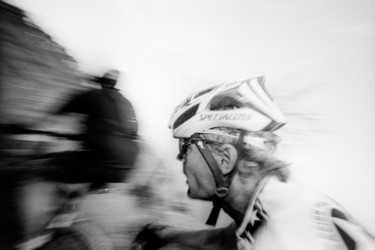 Photographie intitulée "the bike's spirit #…" par Roberto Ferrero, Œuvre d'art originale, Photographie argentique