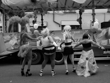 Фотография под названием "danza pride" - Roberto Ferrero, Подлинное произведение искусства, Цифровая фотография