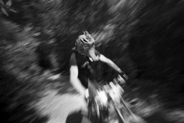 Fotografia intitulada "the bike's spirit #…" por Roberto Ferrero, Obras de arte originais, Fotografia de filme