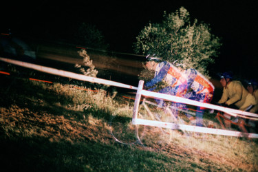 Fotografia intitolato "the bike's spirit #…" da Roberto Ferrero, Opera d'arte originale, fotografia a pellicola
