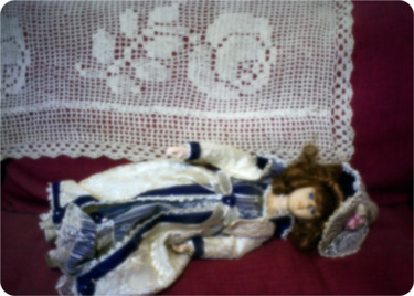 Fotografia intitolato "la bambola sul diva…" da Roberto Ferrero, Opera d'arte originale, Fotografia digitale