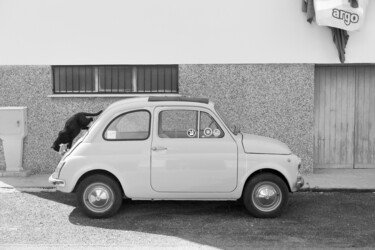 Photographie intitulée "felix e la 500" par Roberto Ferrero, Œuvre d'art originale, Photographie numérique