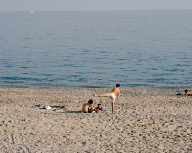 Photographie intitulée "amici al mare" par Roberto Ferrero, Œuvre d'art originale, Photographie numérique