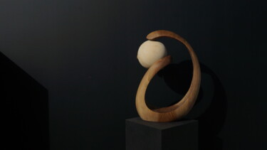 Скульптура под названием "Memoria" - Robin Tacke, Подлинное произведение искусства, Дерево