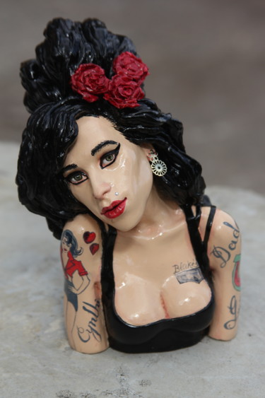 Sculpture titled "Amy Winehouse in bl…" by Rock Portraits By Larisa Churkina, Original Artwork, Watercolor