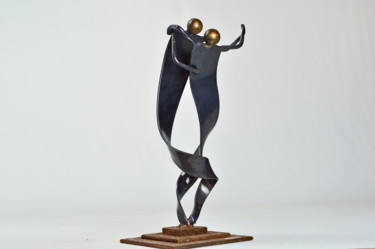 Skulptur mit dem Titel "Tourbillon" von Roger Flores, Original-Kunstwerk, Metalle