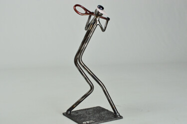 Sculpture titled "Tennisman" by Roger Flores, Original Artwork, Metals