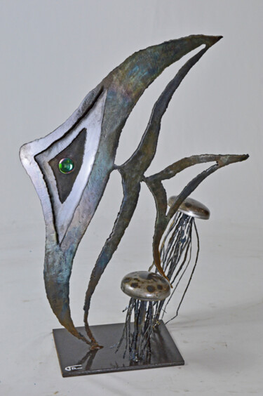 Sculpture titled "PROFONDEUR" by Roger Flores, Original Artwork, Metals
