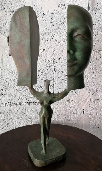 Sculpture titled "Who I am" by Issro, Original Artwork, Bronze