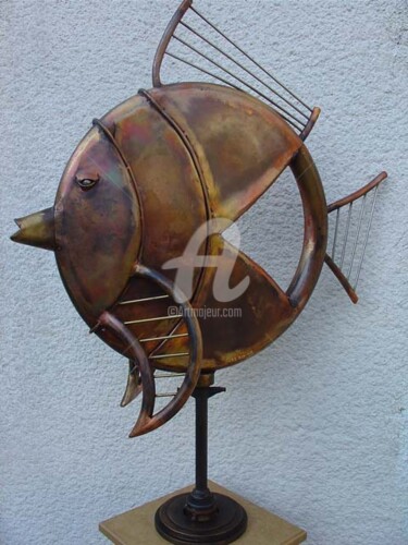 Sculpture titled "Fisch" by Issro, Original Artwork, Metals