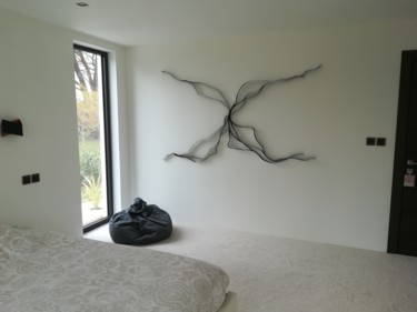 Sculpture titled "Flux minimaliste bi…" by Romain Balavoine, Original Artwork, Spray paint