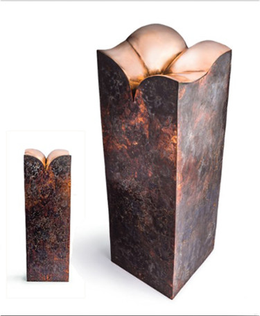 Sculpture intitulée ""Ashtray”" par Romuald Wisniewski, Œuvre d'art originale, Coulage