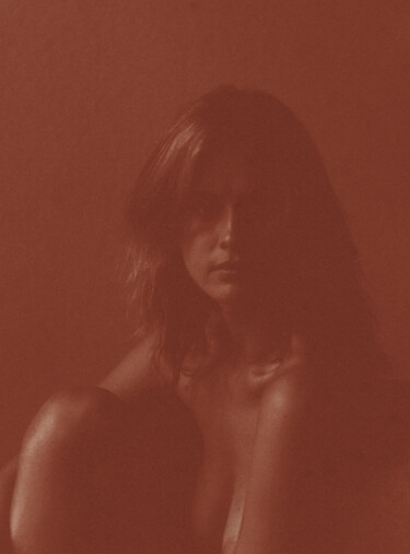 Fotografie getiteld "Anna in Red" door Romy Maxime, Origineel Kunstwerk, Film fotografie