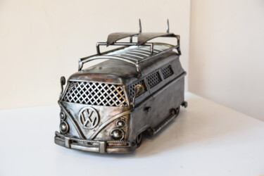 Scultura intitolato "VW Combi T1 1960" da Roque Alaniz, Opera d'arte originale, Metalli