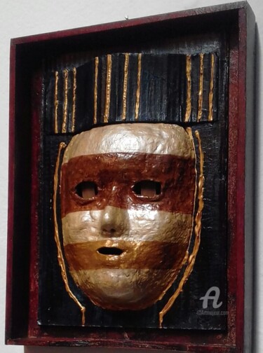 Escultura titulada "Máscara em Machê" por Roseli Franco, Obra de arte original, Yeso