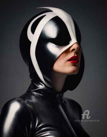 Digitale Kunst mit dem Titel "Latex Masquerade III" von Rouge De Joie, Original-Kunstwerk, KI-generiertes Bild