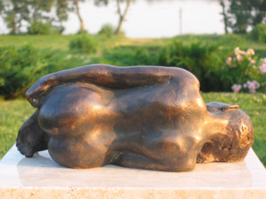 Sculpture intitulée "akt leżąca" par Ryszard Piotrowski, Œuvre d'art originale, Bronze