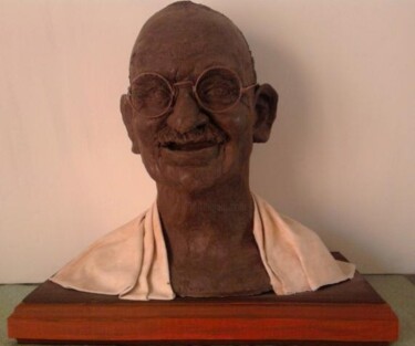 Скульптура под названием "Le Mahatma" - Ruby, Подлинное произведение искусства, Терракота