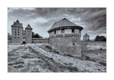 Photographie intitulée "Tower field" par Ryszard Stelmachowicz, Œuvre d'art originale, Photographie numérique