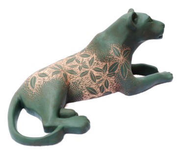 Escultura intitulada "Lionne - Feuilles d…" por Sabina Pelc, Obras de arte originais, Cerâmica