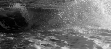 Фотография под названием "Roll on the wave" - Sabrina Timsit, Подлинное произведение искусства, Цифровая фотография
