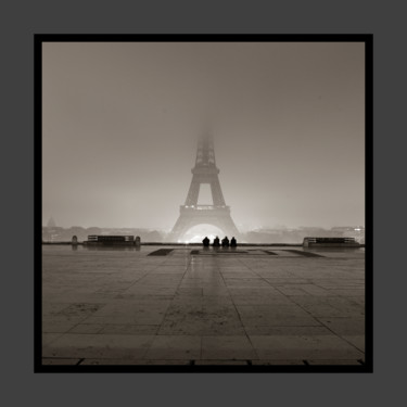 Fotografia intitolato "PARIS- EIFFEL" da Sadinoel, Opera d'arte originale, Fotografia digitale
